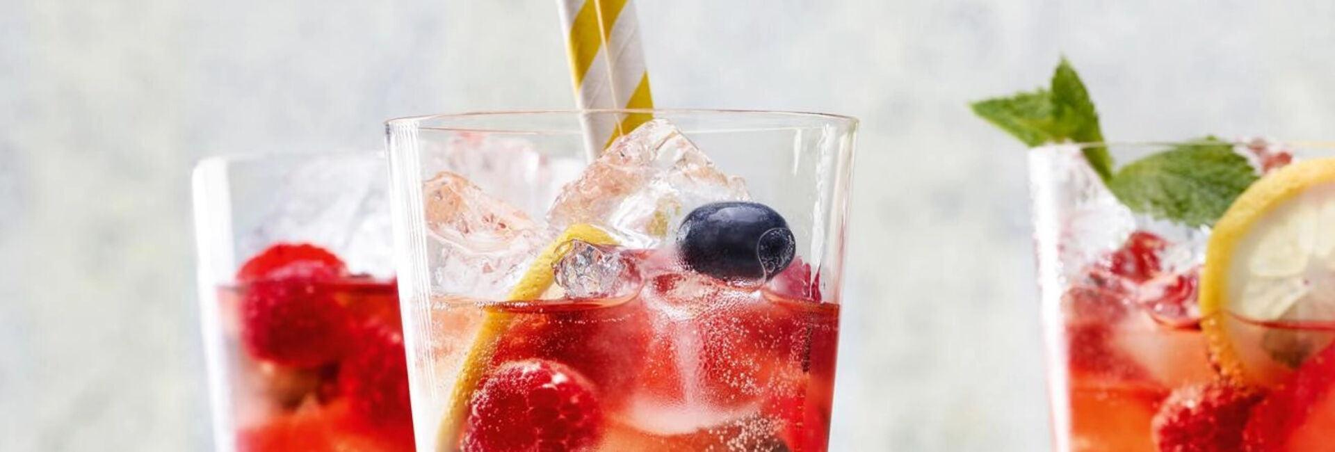 Die Sommerbowle: Der Hingucker bei jeder Gartenparty